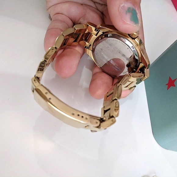 ✨fossil gold watch✨ - Picture 3 of 7